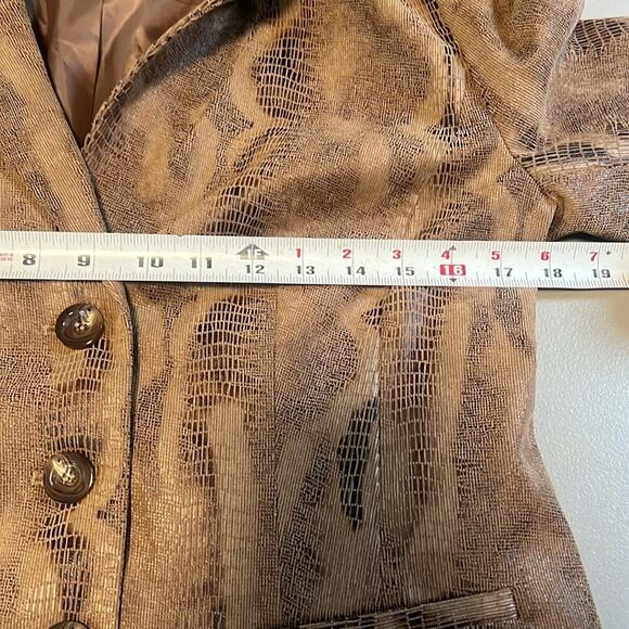 NWT Chico's Long Sleeve Button Up Blazer Brown Snake Print Women's Size 0 US S/4 - Picture 5 of 8